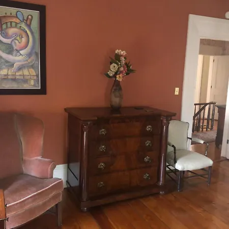 Oakcliff Bed And Breakfast-3